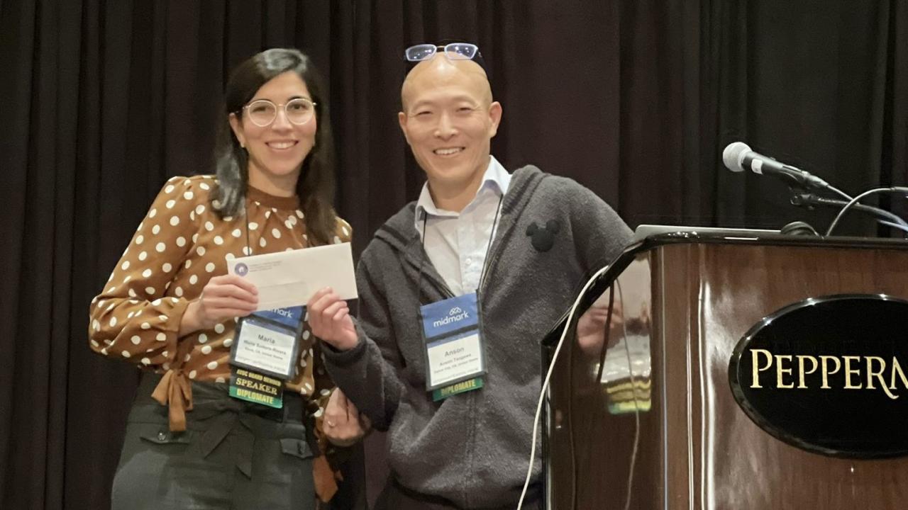 UC Davis veterinarian Dr. Maria Soltero-Rivera is presented award