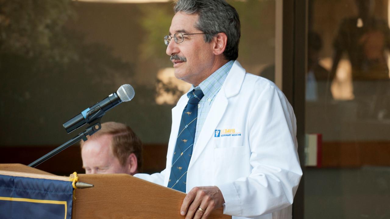 Dr. Stephen White, DVM, DACVD, addresses the UC Davis School of Veterinary Medicine at its annual White Coat Ceremony.